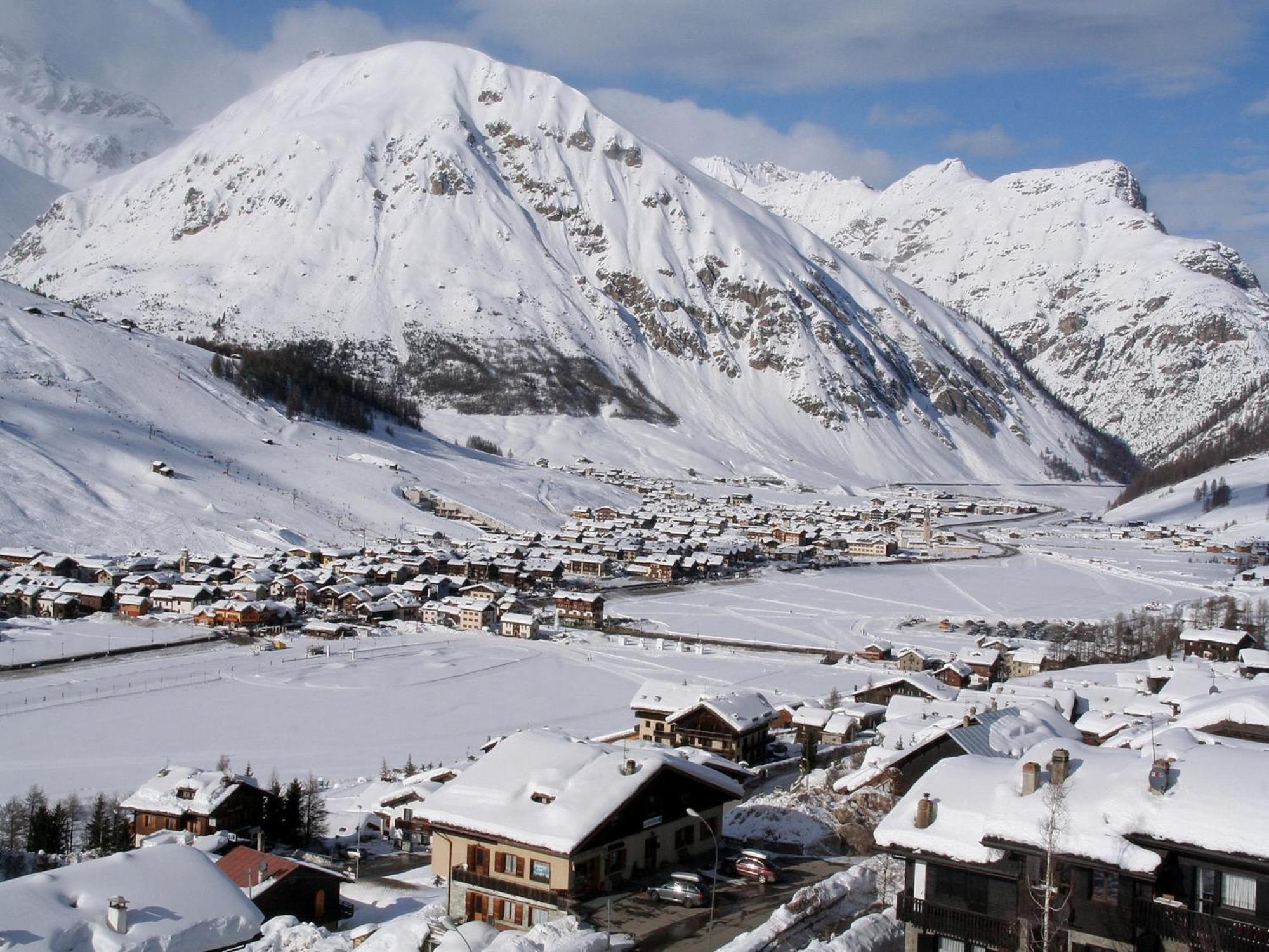 Apartment In Baita Only 200M From The Ski Lifts Livigno Ngoại thất bức ảnh